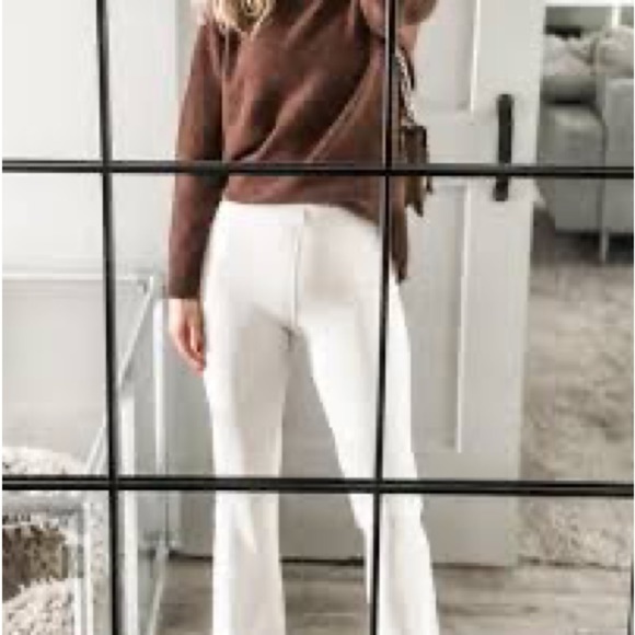 Lululemon BRUSHED SOFTSTREME RIB ZIP FLARE IN WHITE OPAL - Picture 7 of 7